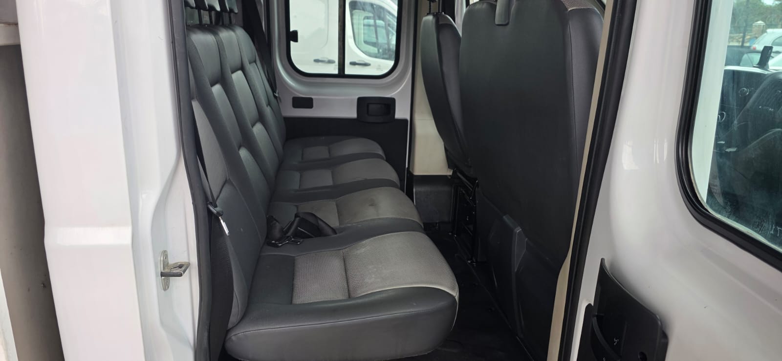 Peugeot Boxer Blue HDI